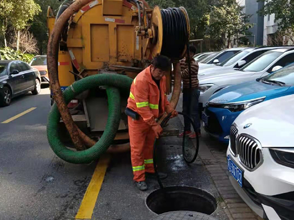 南澳排污管道清淤